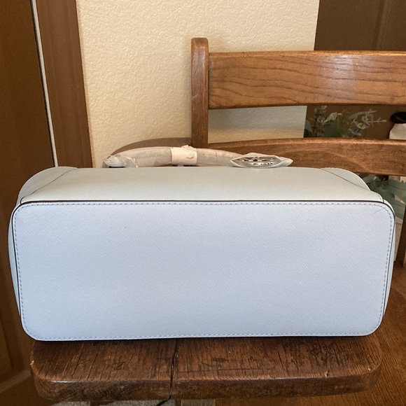 NWT Michael Kors Charlotte Large Zip Shoulder Tote Saffiano Leather Vista Blue - Picture 6 of 11